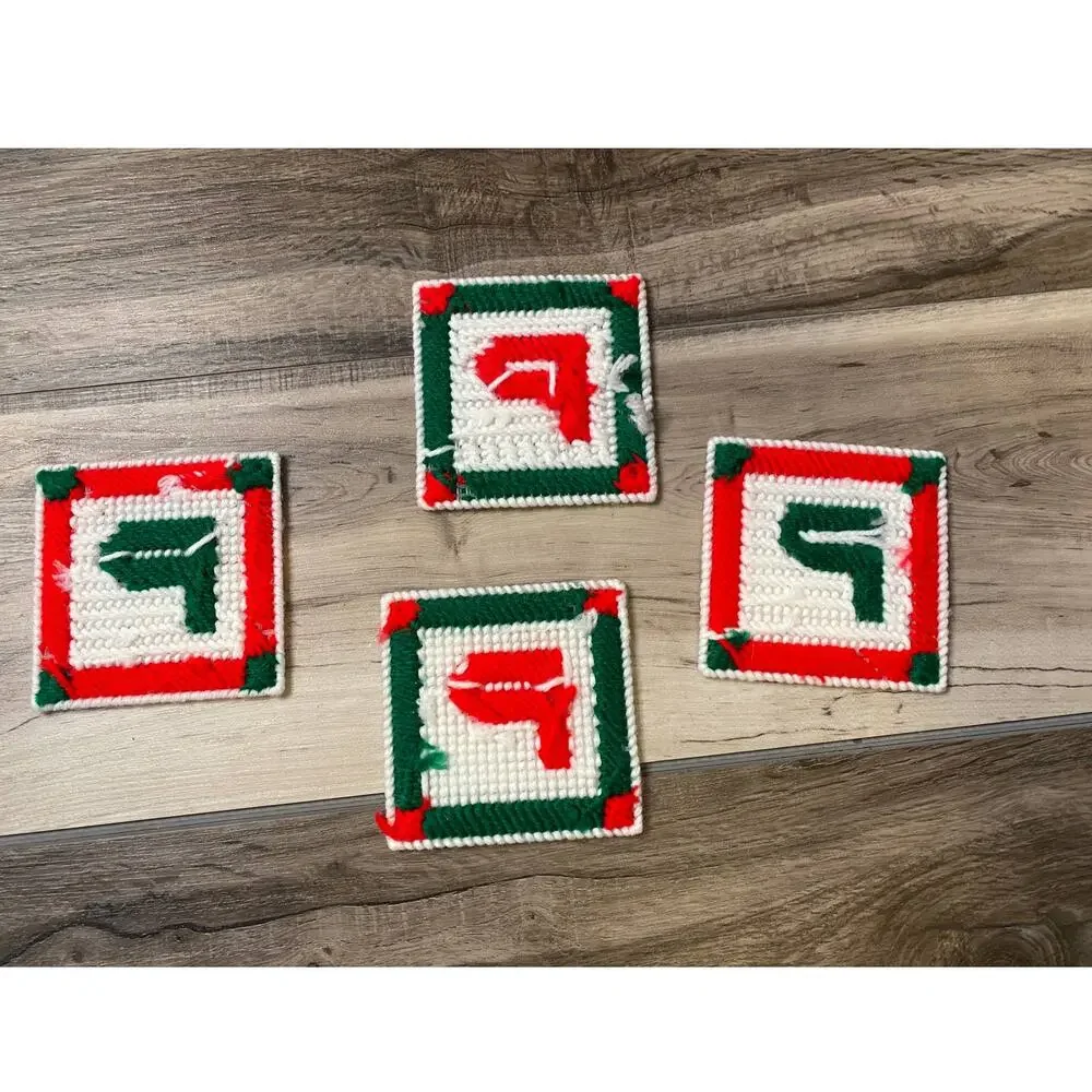 Handmade Coaster Set Letter P Pattern Plastic Canvas Holiday Red Green White
